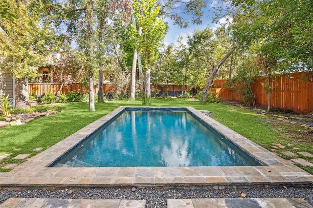 1238 W 22nd Street, Houston, TX 77008