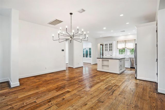 1238 W 22nd Street, Houston, TX 77008