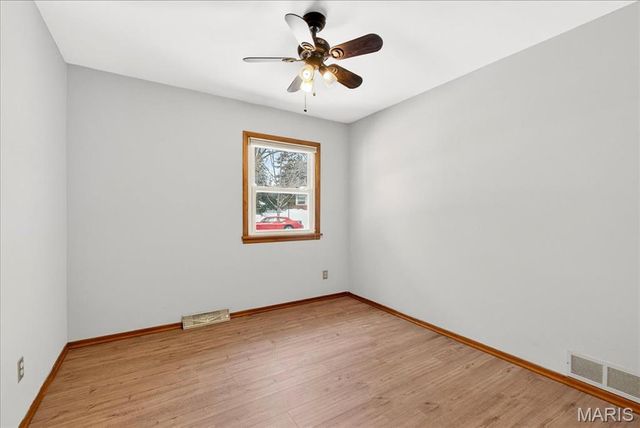 15 Biscayne Drive, Edwardsville, IL 62025