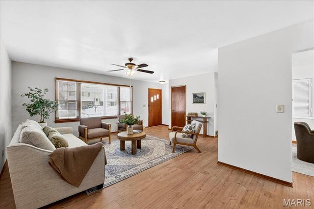 15 Biscayne Drive, Edwardsville, IL 62025