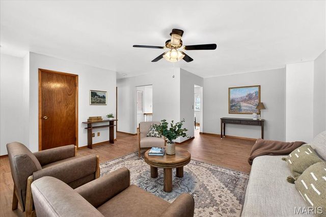 15 Biscayne Drive, Edwardsville, IL 62025