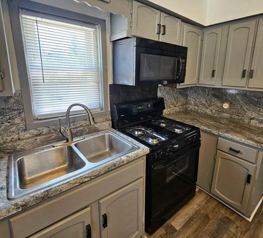 1116 CORBIN Street, Rockford, IL 61102