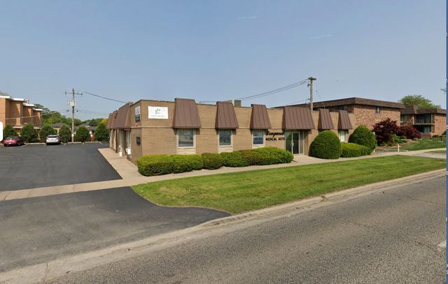10448 S Pulaski Road, Oak Lawn, IL 60453
