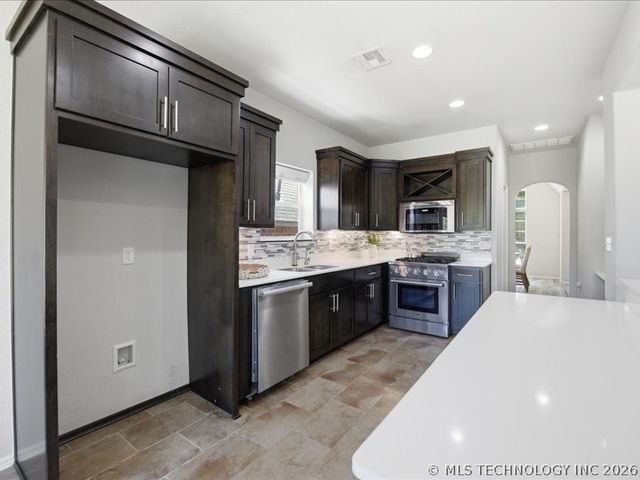 3509 W 106th Street S, Jenks, OK 74037