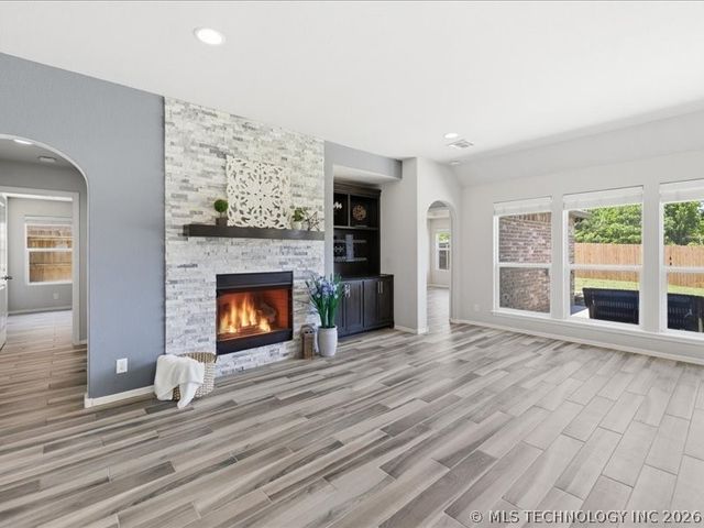 3509 W 106th Street S, Jenks, OK 74037