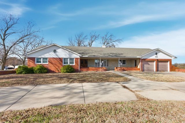 1611 N Rock Rd, Mulvane, KS 67110