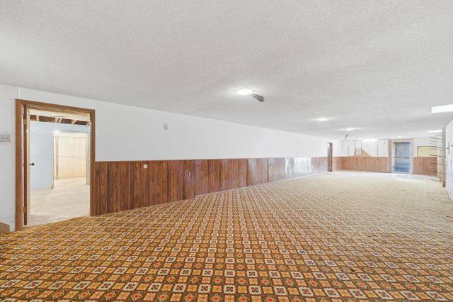 1611 N Rock Rd, Mulvane, KS 67110