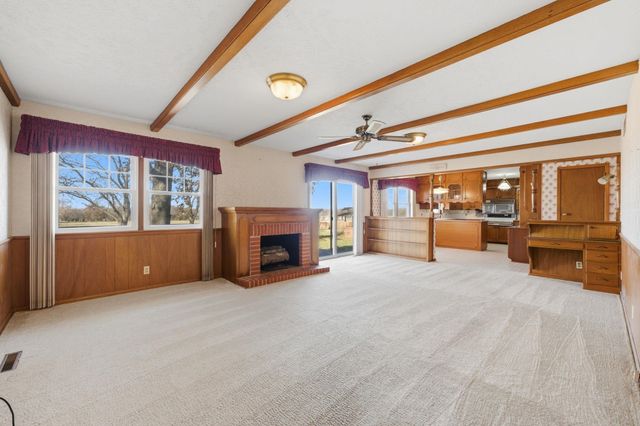 1611 N Rock Rd, Mulvane, KS 67110