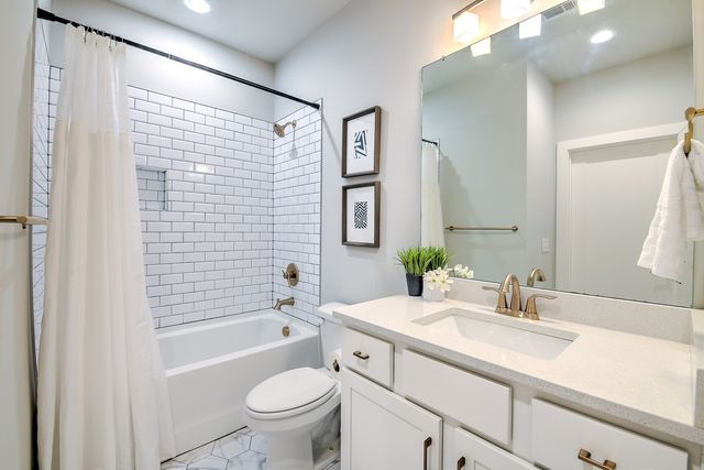 2143 24th Avee, N, Nashville, TN 37208