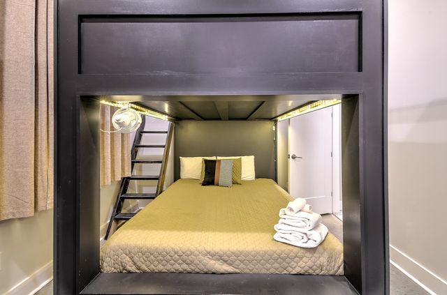 2143 24th Avee, N, Nashville, TN 37208