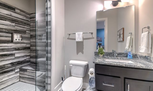 2143 24th Avee, N, Nashville, TN 37208