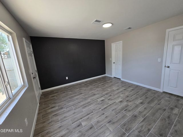 7901 LIRIO Road, El Paso, TX 79915