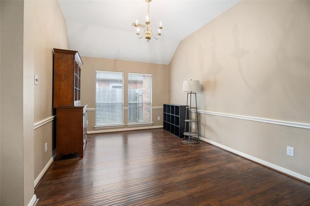 2215 Waters Edge Lane, League City, TX 77573
