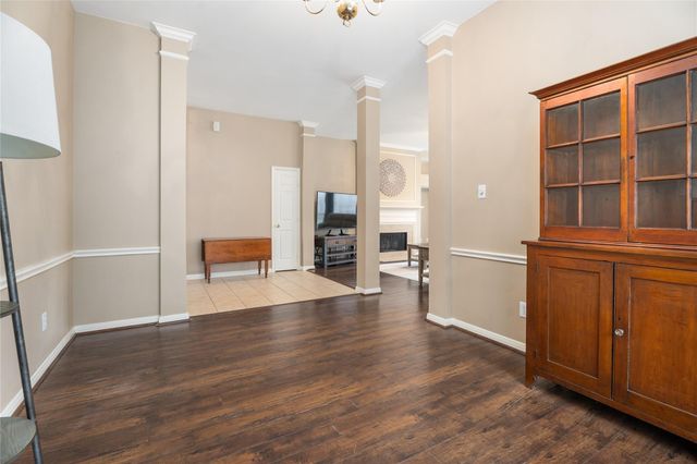 2215 Waters Edge Lane, League City, TX 77573