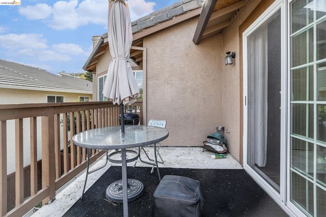 5490 Lenora Rd, Richmond, CA 94803