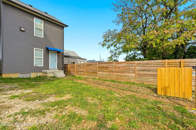 1353 S Shelby St, Louisville, KY 40217
