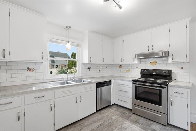 205 Central Ave, Seekonk, MA 02771