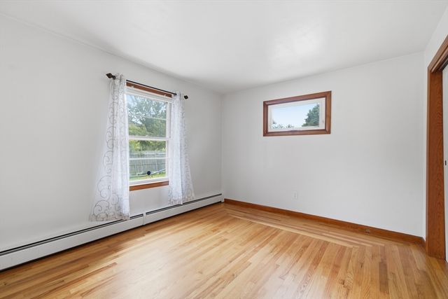 205 Central Ave, Seekonk, MA 02771