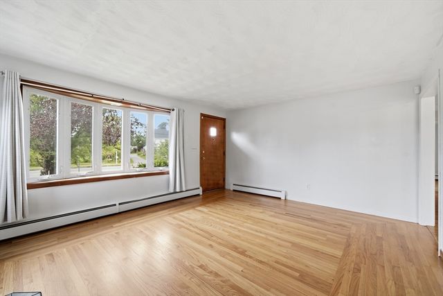 205 Central Ave, Seekonk, MA 02771