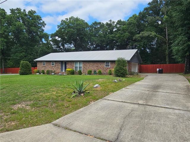 3750 Ching Dairy Loop Road E, Mobile, AL 36618