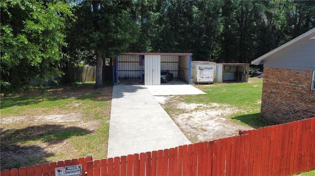 3750 Ching Dairy Loop Road E, Mobile, AL 36618