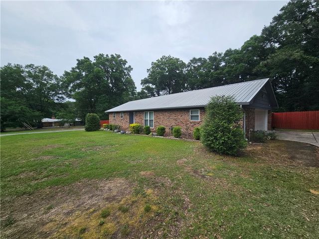 3750 Ching Dairy Loop Road E, Mobile, AL 36618