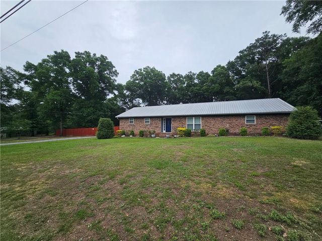3750 Ching Dairy Loop Road E, Mobile, AL 36618