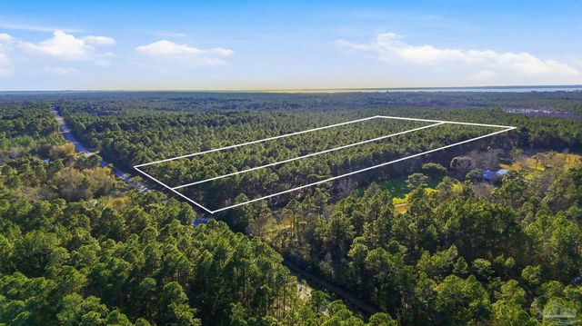 2173 Garcon Point Rd, Milton, FL 32583