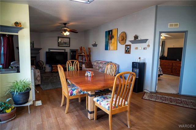 7190 E Red Barrel Road, Yucca, AZ 86438