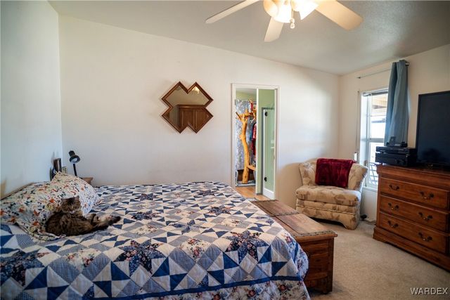 7190 E Red Barrel Road, Yucca, AZ 86438