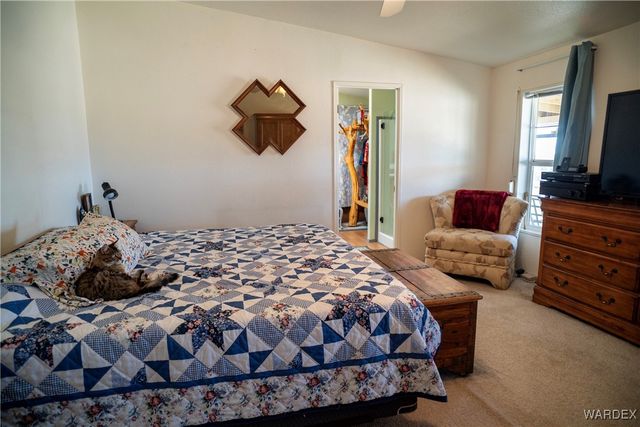 7190 E Red Barrel Road, Yucca, AZ 86438