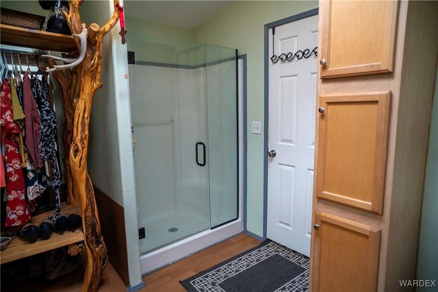 7190 E Red Barrel Road, Yucca, AZ 86438