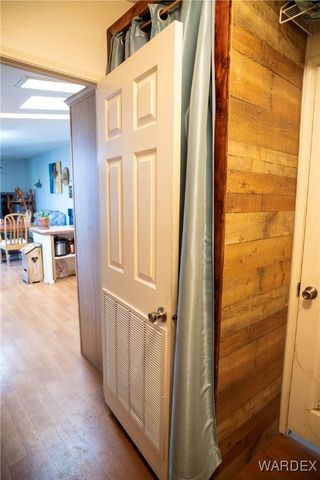 7190 E Red Barrel Road, Yucca, AZ 86438