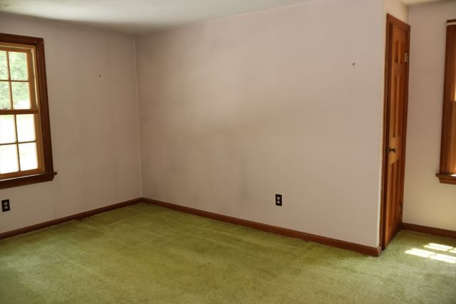 144 West Street, Amherst, MA 01002