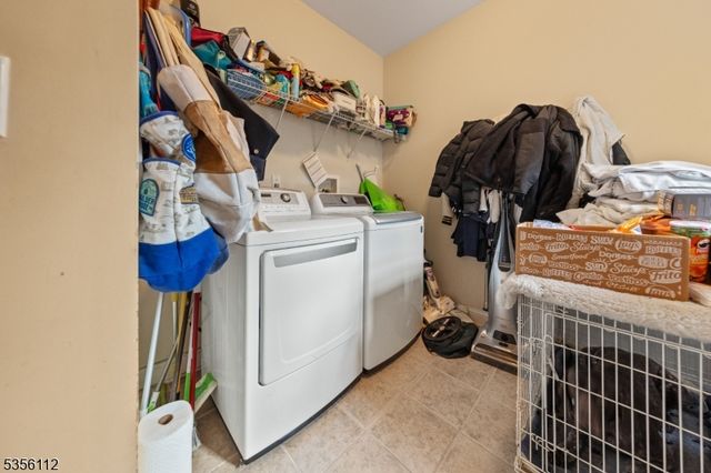 2 Sutton Ct, Hardyston Twp., NJ 07419