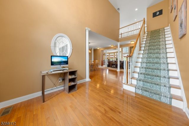 2 Sutton Ct, Hardyston Twp., NJ 07419