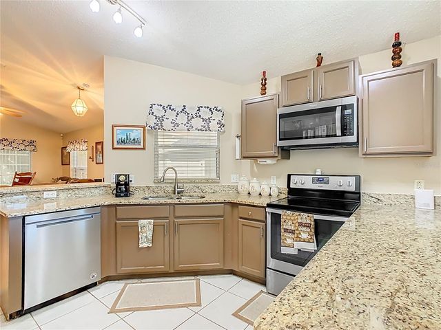 2108 JESSA DRIVE, Kissimmee, FL 34743