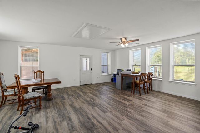 1416 Avenue L, Santa Fe, TX 77510