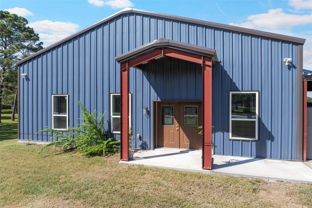 1416 Avenue L, Santa Fe, TX 77510