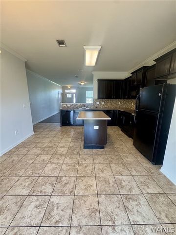 1402 Maxwell, Tuscaloosa, AL 35405