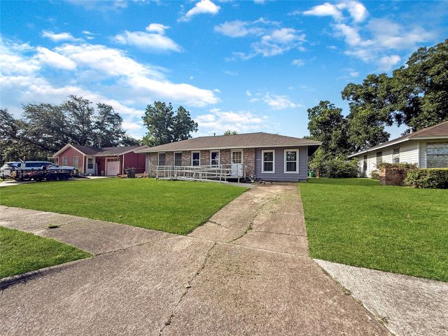 8630 Anacortes Street, Houston, TX 77061