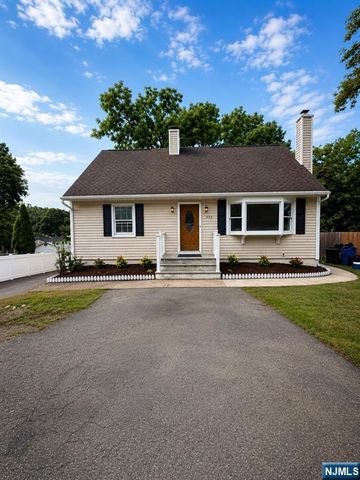 533 Ramapo Valley Road, Oakland, NJ 07436