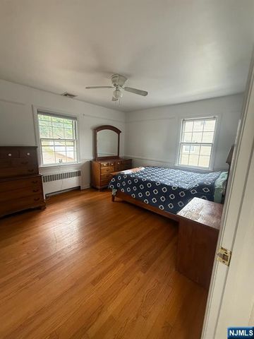 533 Ramapo Valley Road, Oakland, NJ 07436