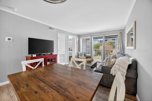 663 William Hilton Pkwy Apt 1119, Hilton Head Island, SC 29928