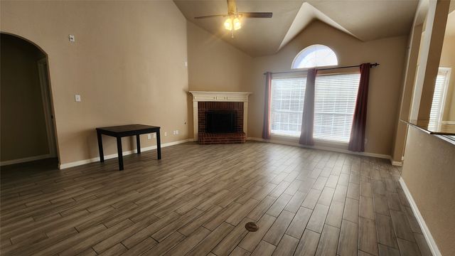 420 Misty Lane, Lewisville, TX 75067