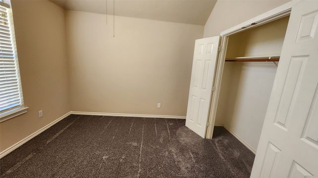 420 Misty Lane, Lewisville, TX 75067