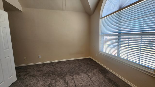 420 Misty Lane, Lewisville, TX 75067