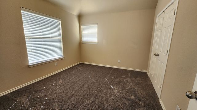 420 Misty Lane, Lewisville, TX 75067
