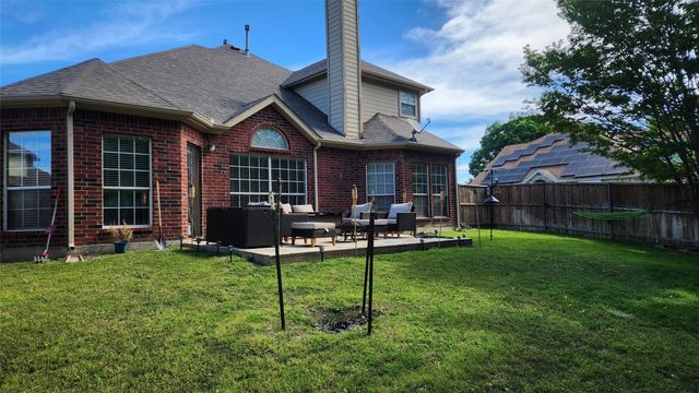 420 Misty Lane, Lewisville, TX 75067