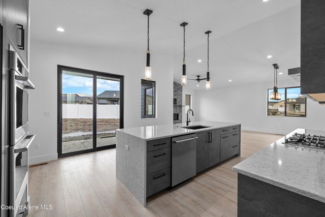 5967 W MORSEBY AVE, Rathdrum, ID 83858